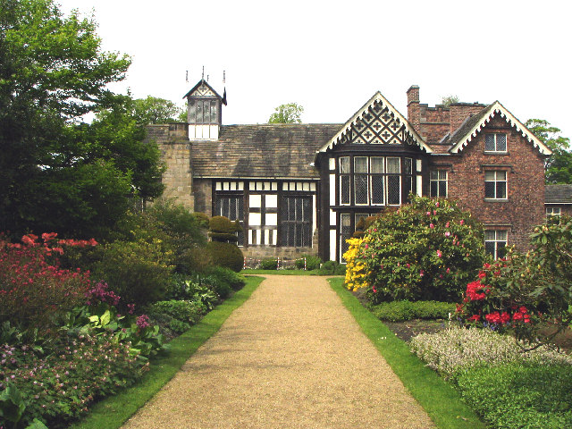 Rufford Old Hall (NT)