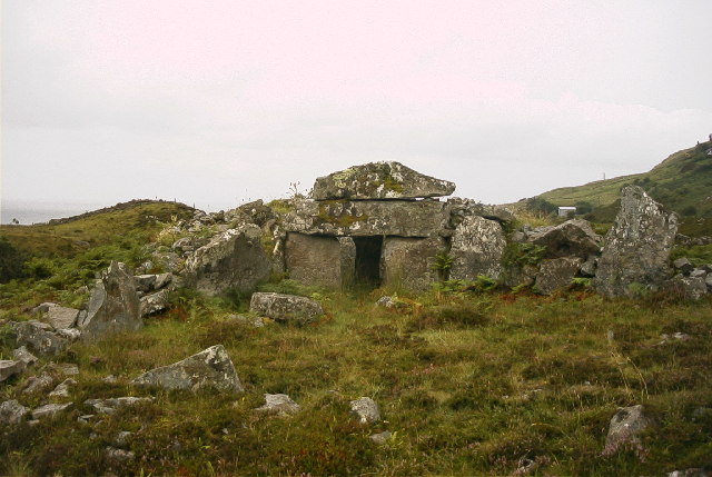 Megalithic tomb near Shalwy