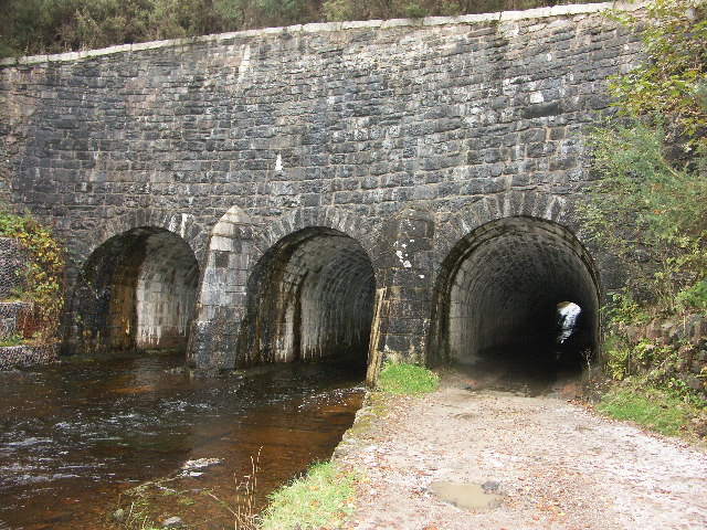 Allt Sheangain - tunnel under Caledonian Canal