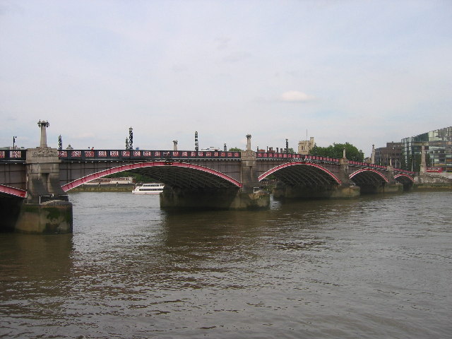 Lambeth Bridge.