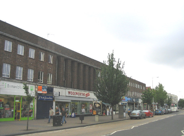 Shops, Corbets Tey Road, Upminster,... © John Winfield cc-by-sa/2.0 ...