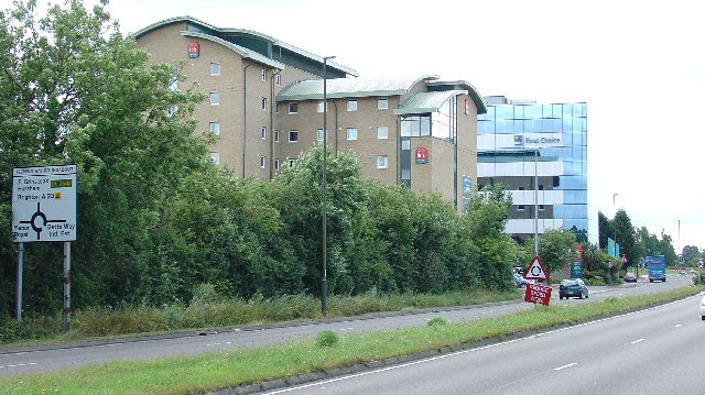 Ibis Hotel, County Oak, Crawley West... © Pete Chapman :: Geograph ...