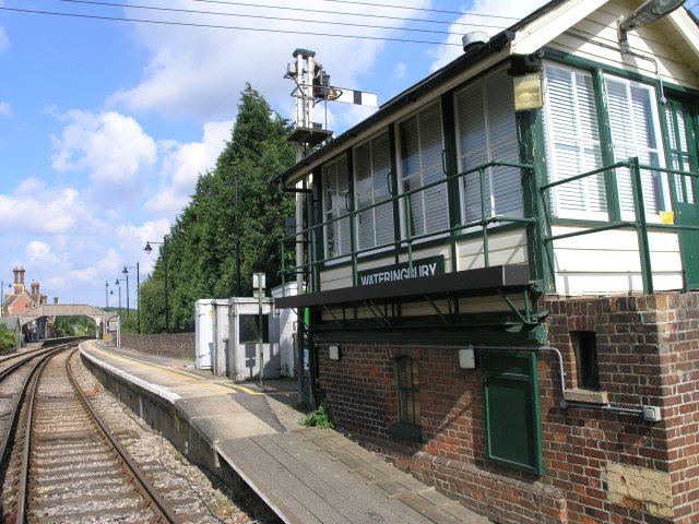 Wateringbury Station and signal box © Hywel Williams :: Geograph ...