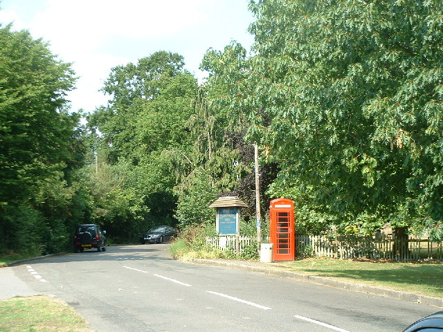 Telephone box at Leigh