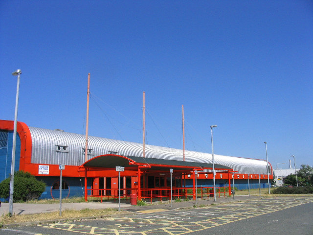 Romford Ice Rink, Rom Valley Way,... © John Winfield :: Geograph ...