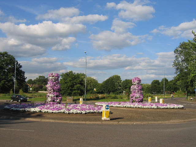 Rugby Road Roundabout, Lillington