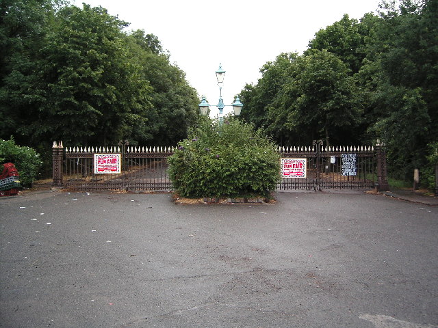 SW Entrance to Alexandra Park