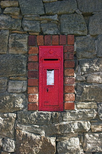 G R Wall Post Box Rob Bradford Geograph Britain And Ireland