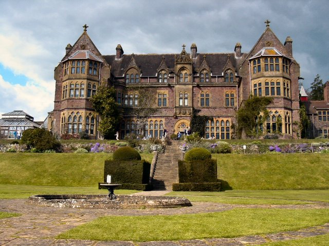 Knightshayes Court (National Trust)