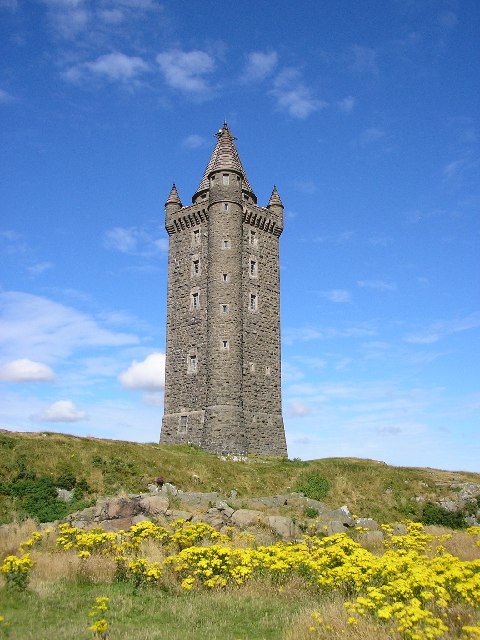 Scrabo Tower up close