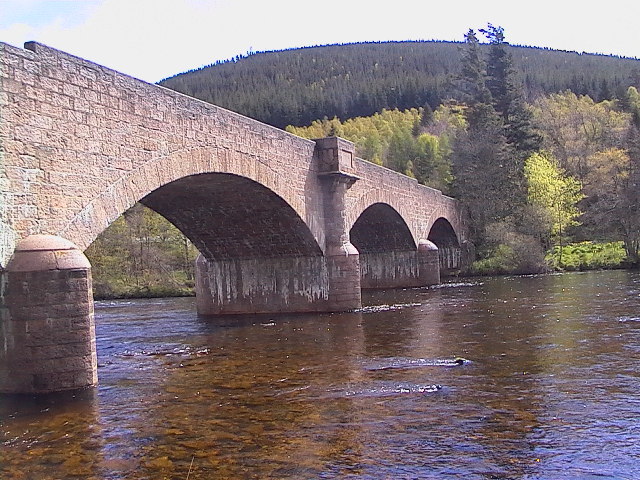 Bridge over River Dee at Ballater