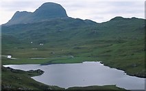 NC1321 : Suilven from Loch na h-Airigh Fraoich by Doug Lee
