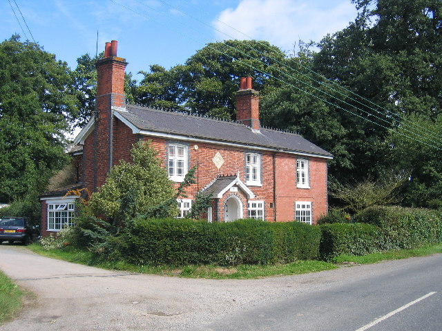 Estate House in Coventry Road/
