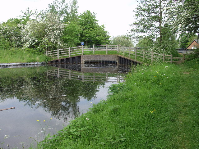 Dropped road bridge on the Montgomery Canal at Arddleen