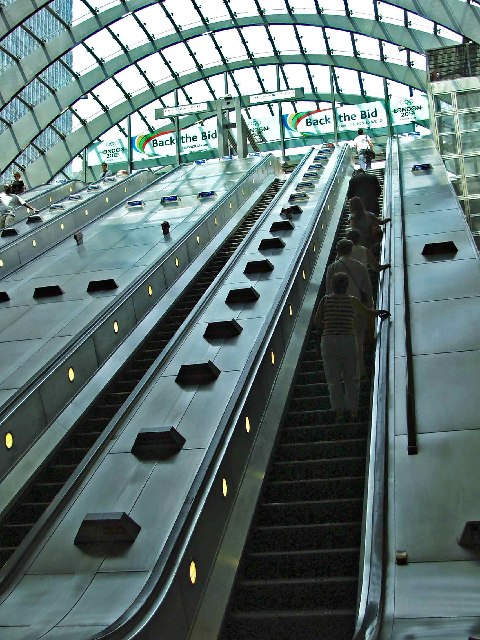 Canary Wharf Station Escalator from... © Christine Matthews cc-by-sa/2. ...