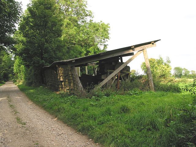 Dilapidated barn on Love Lane
