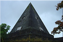 NS7993 : Stirling - Pyramid by Iain Millar