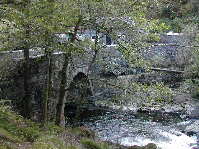 Pont Aberglaslyn © Peter Shone :: Geograph Britain and Ireland