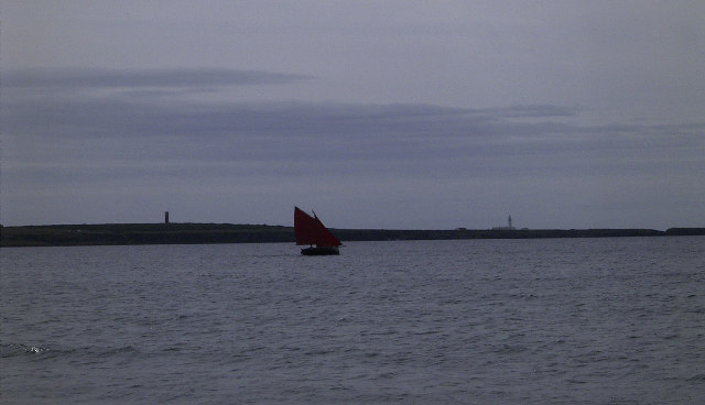 Sailing boat in Castletown Bay