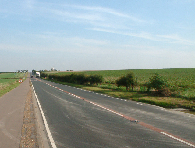 Fulbourn - looking southeast from Cambridge Road