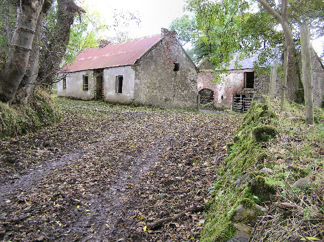 Deserted farmhouse at Cloghfin