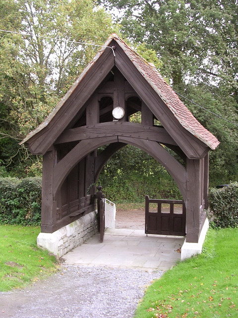 The lych gate, Dibden parish church © Jim Champion cc-by-sa/2.0 ...