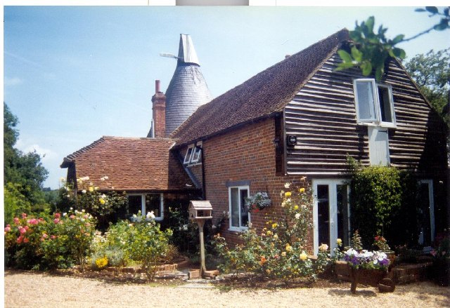 Marle Green Oast House, Near Horam, E Sussex
