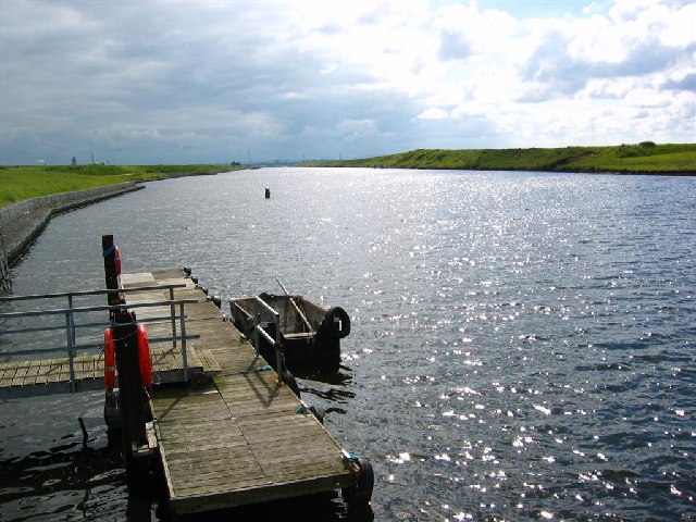 Manchester Ship Canal, Frodsham Marsh