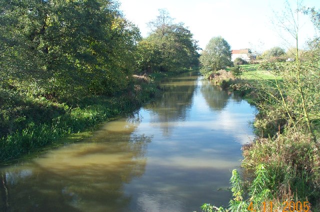 River Roding at Passingford Bridge © Nigel Cox cc-by-sa/2.0 :: Geograph ...