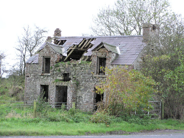 Derelict house at Raw