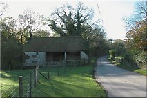 SU6717 : Barn at Hyden Farm, near Hambledon by Martyn Pattison