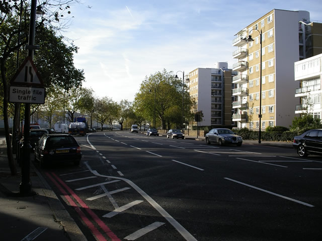 Grosvenor Road, London SW1 © Peter Jordan Cc-by-sa/2.0 :: Geograph ...