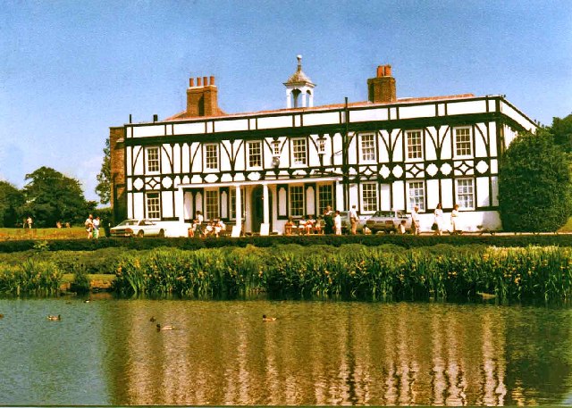 Broomfield House, Broomfield Park, Palmers Green, before the fires