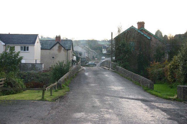 Bridge at the eastern end of North Molton