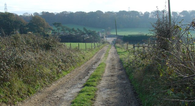 Public Footpath to Heathtolt Farm, Maplehurst, West Sussex