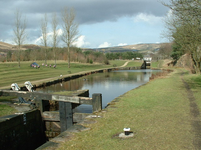 Geoffrey Dickens Lock No 31W,... © Nigel Homer :: Geograph Britain and ...