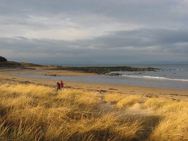 Yellowcraig Beach © Richard Webb :: Geograph Britain and Ireland