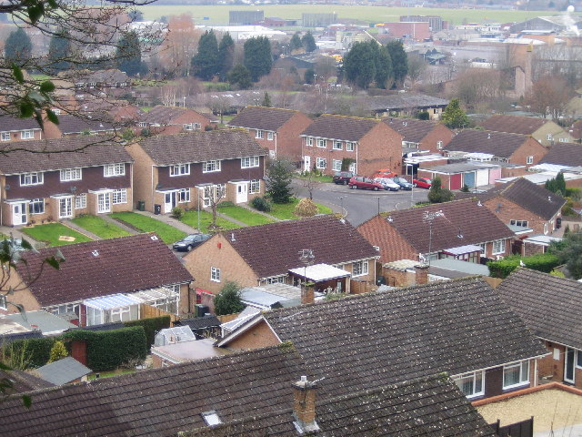 Housing Estate © Rupert Fleetingly cc-by-sa/2.0 :: Geograph Britain and