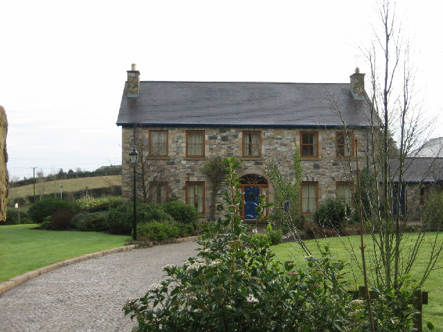 Woodside Farm © Brian Shaw cc-by-sa/2.0 :: Geograph Ireland