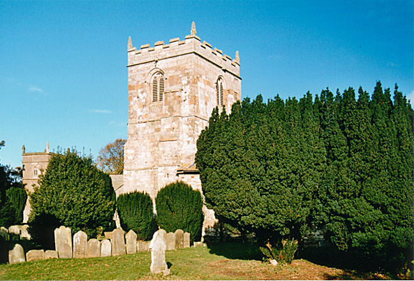 Alvingham churchyard