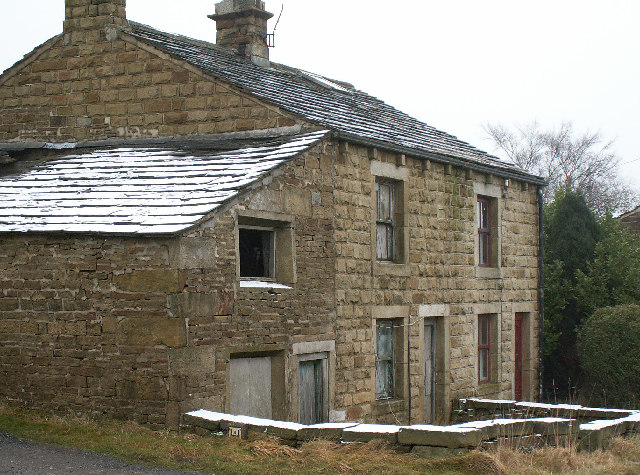 Derelict cottage, Lane Bottom