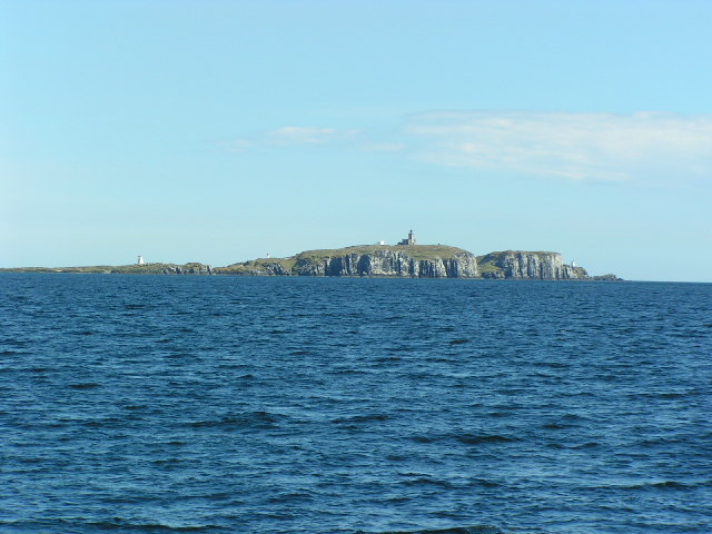 Approaching the Isle of May