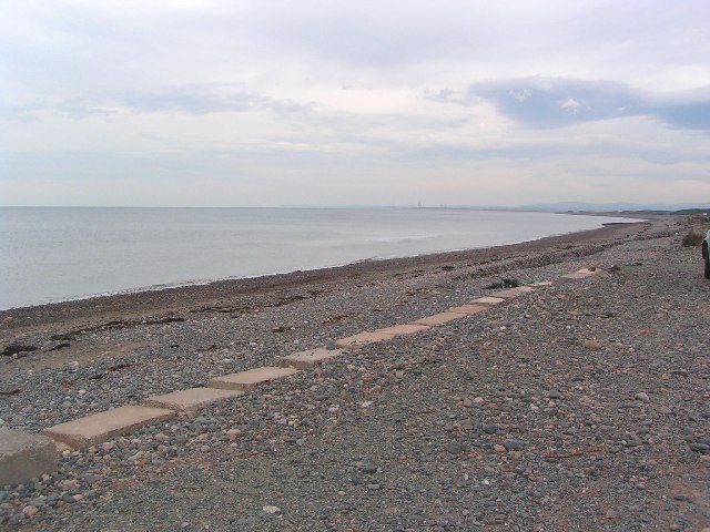 Shoreline near Hycemoor