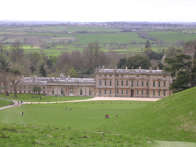 Dyrham House © Anonymous 4610 cc-by-sa/2.0 :: Geograph Britain and Ireland