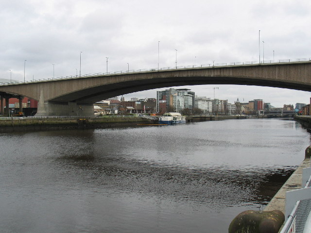 Kingston Bridge spanning the River Clyde, Glasgow.