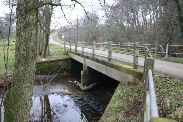 Bridge over Chalk Beck © Bob Jenkins cc-by-sa/2.0 :: Geograph Britain ...