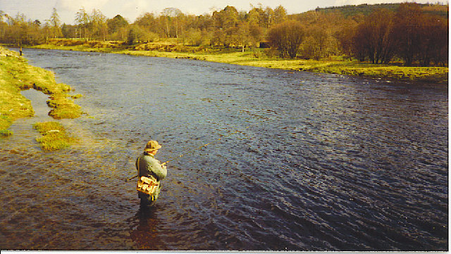 Fishing on the River Dee, Banchory © Colin Smith :: Geograph Britain and Ireland