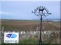 NR6520 : Farm sign off the B843 Machrihanish road. by Johnny Durnan