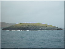 HU5163 : Hunder Holm, Lunning Sound, Shetland by John Dally
