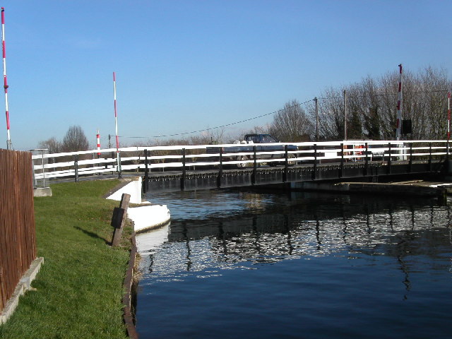 Parkend bridge on the Gloucester and Sharpness canal.
